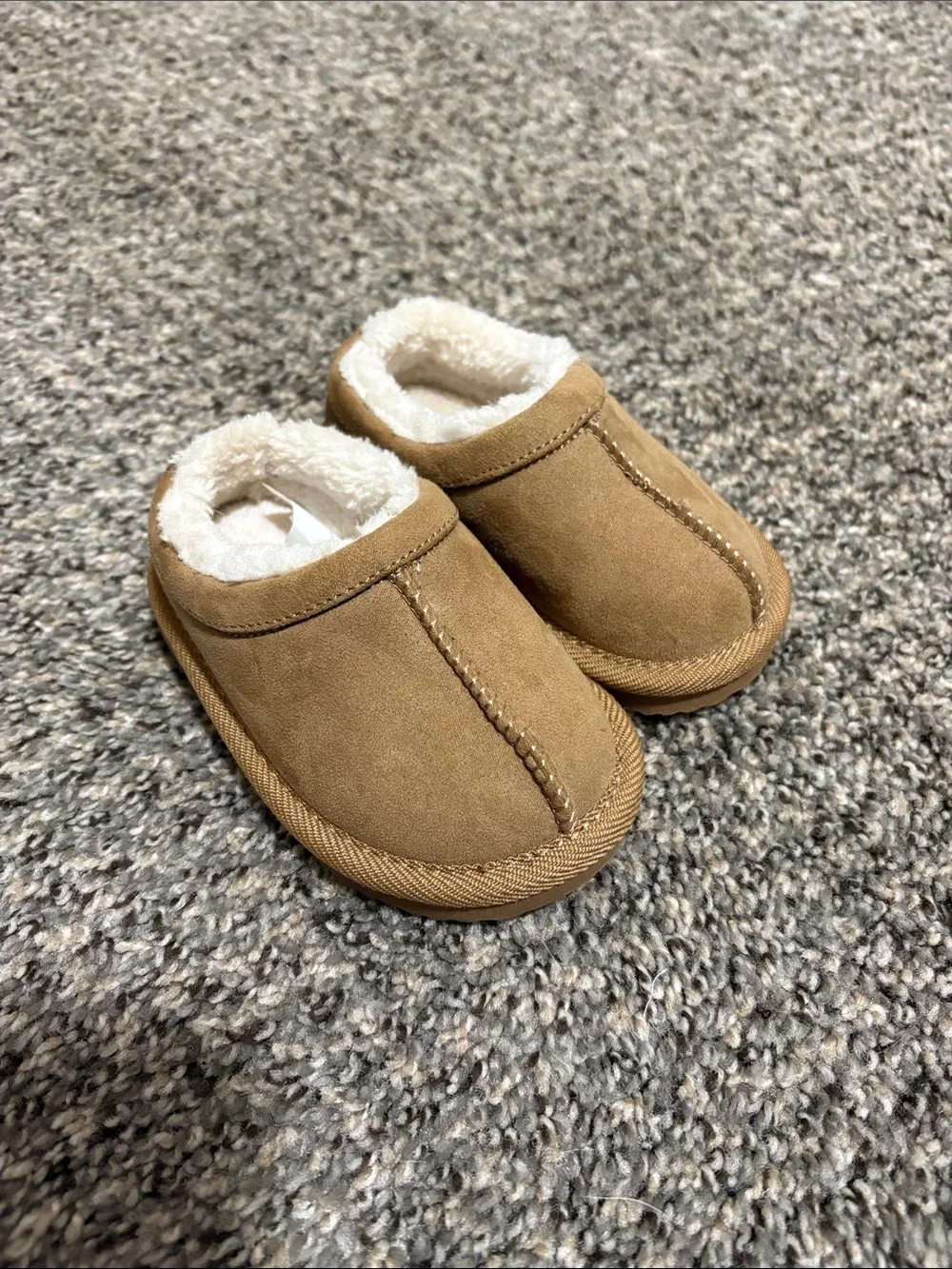 Cat & Jack Slip On’s